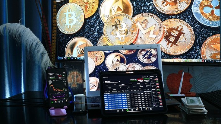 Navigating the World of Currency and Trading
